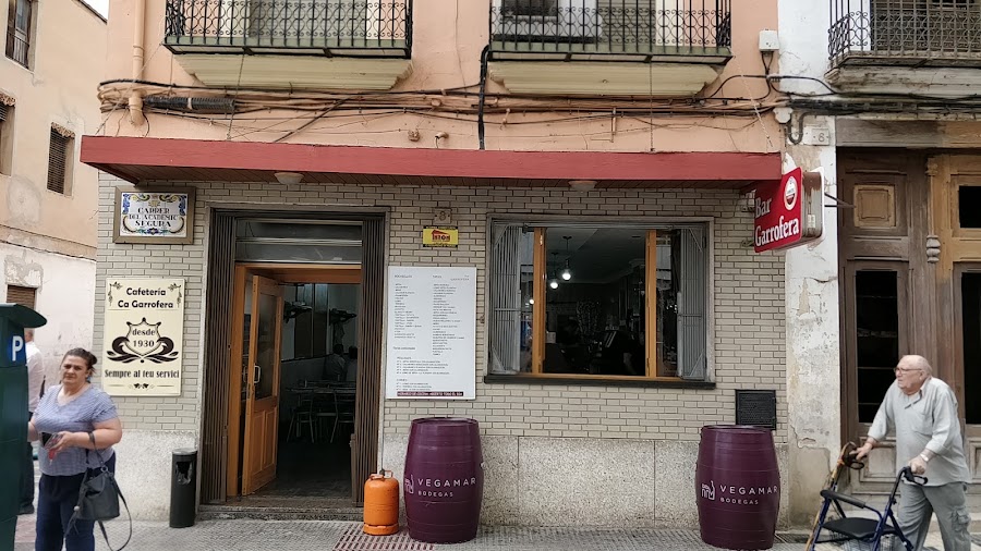 Bar La garrofera