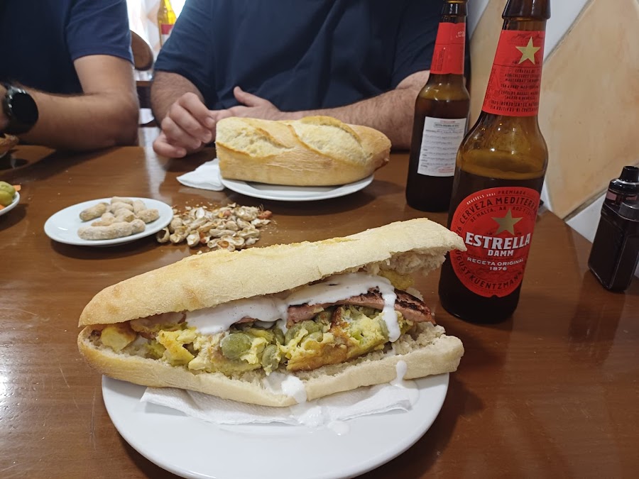 BAR RESTAURANTE AVENIDA 98.