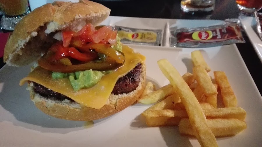 La Rue Lounge Bar