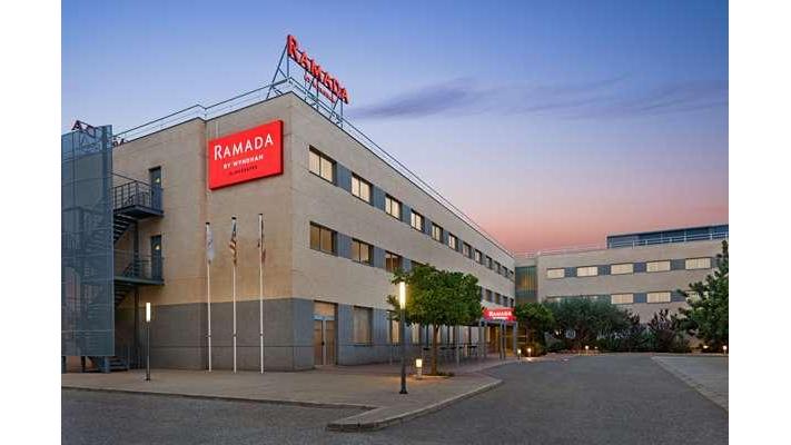 Ramada by Wyndham Valencia Almussafes
