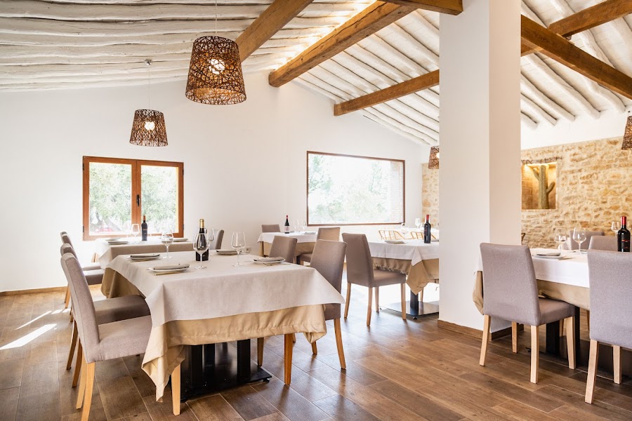 Restaurante 8 Encinas