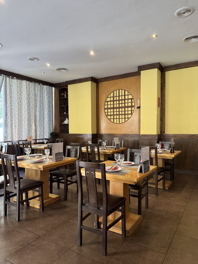 Restaurante Asiático - Cocina Asiática Hai S.L.