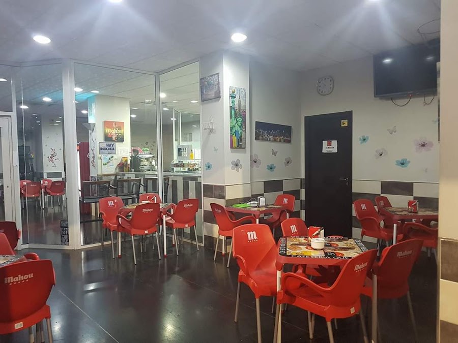 Cafetería Qué Bó