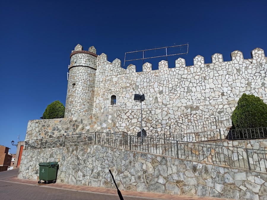 Castillo (sigloXXI) de Minglanilla.