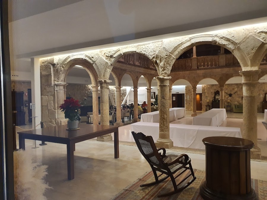 Los Alarifes - Hotel Infante Don Juan Manuel